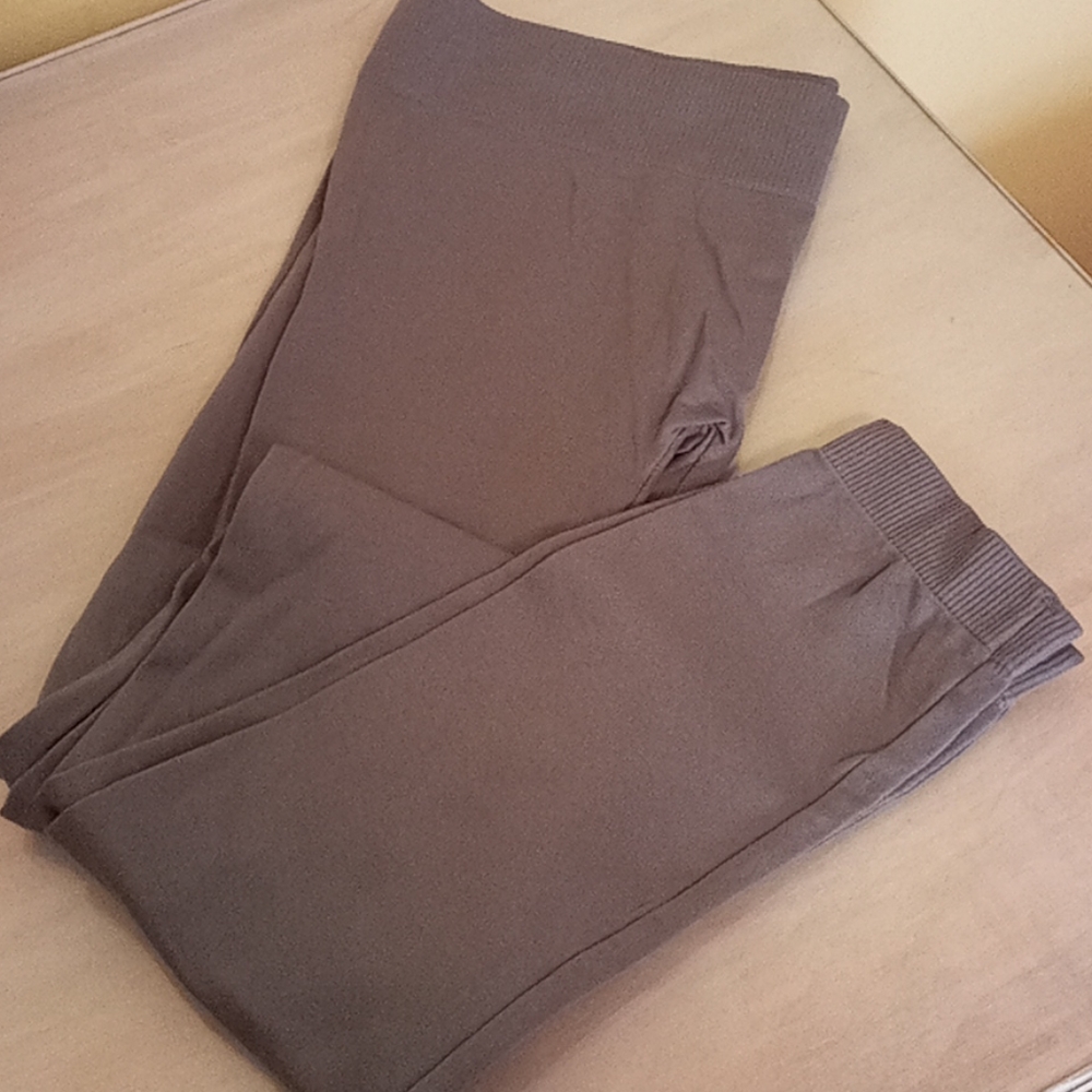 Grey Knit Leggings NWOT